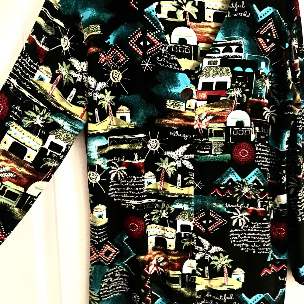 Chico's Multicolor Graphic Shirt. Sz 2. Large.
